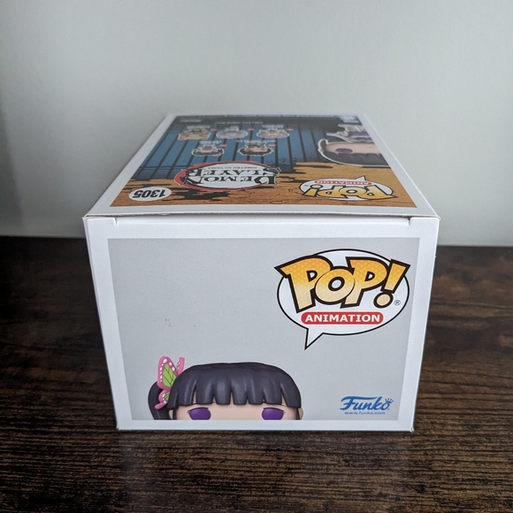 NEW Demon Slayer Kanao Tsuyuri Glow GITD  Funko Pop Barnes and Noble exclusive - Picture 5 of 10